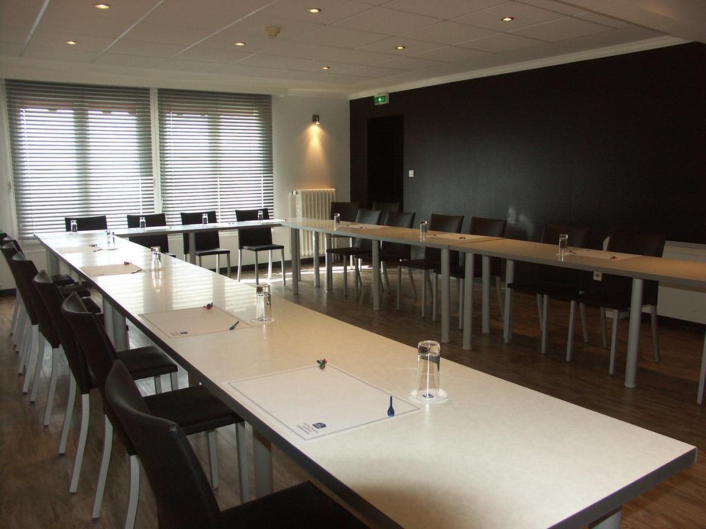 Hotel Restaurant Seminaires La Foresterie Льо Ман Екстериор снимка