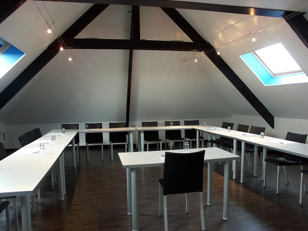Hotel Restaurant Seminaires La Foresterie Льо Ман Екстериор снимка
